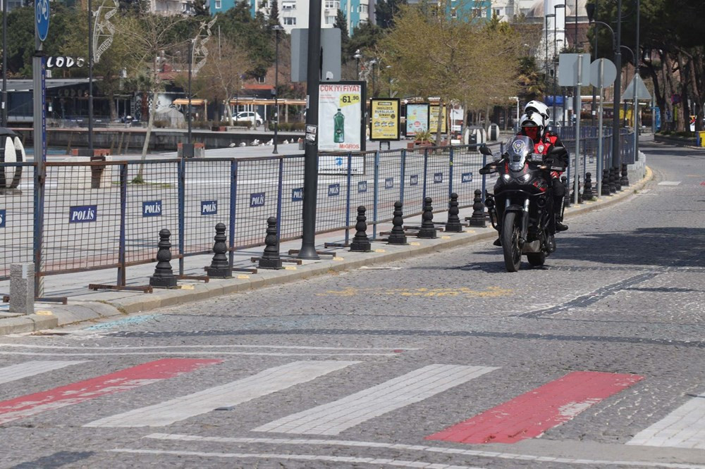 Çanakkale'de sahil ve parklar halka kapatıldı