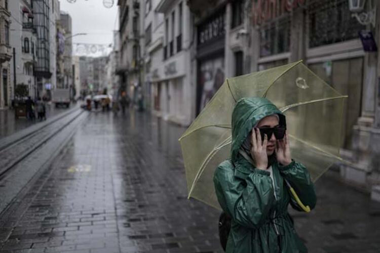 Uzman uyardı: Türkiye'ye hafta sonu Sahra Çölü'nden toz taşınımı var