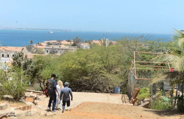 Afrika'da 2 asırlık köleliğin izlerini taşıyan ada