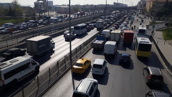 İstanbul'da toplu ulaşım ve trafikte yoğunluk