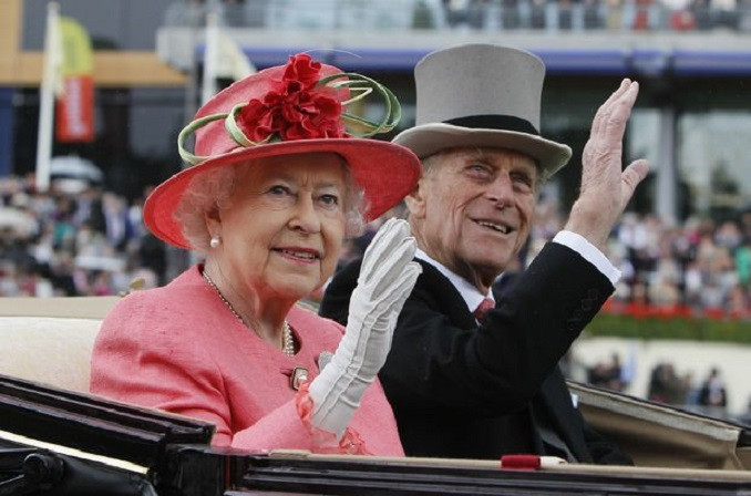 Kraliçe İkinci Elizabeth'in eşi, Edinburgh Dükü'nün hayatı