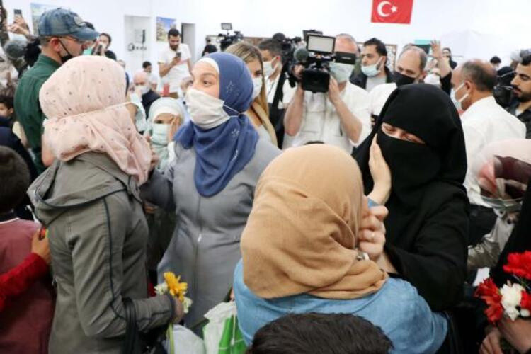 10 yıl sonra kavuştular! Gözyaşları sel oldu