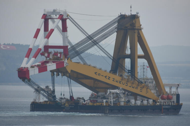 Her biri 700 ton! Bu sabah Boğaz'a giriş yaptı