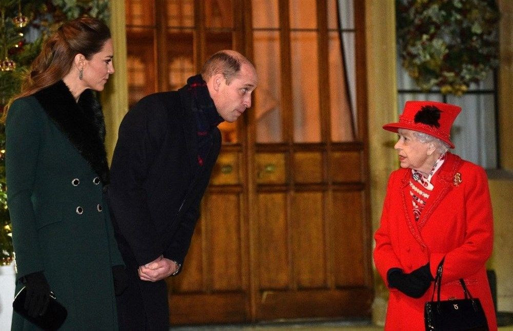 Kraliçe Elizabeth'in evine giren iki yabancı tutuklandı