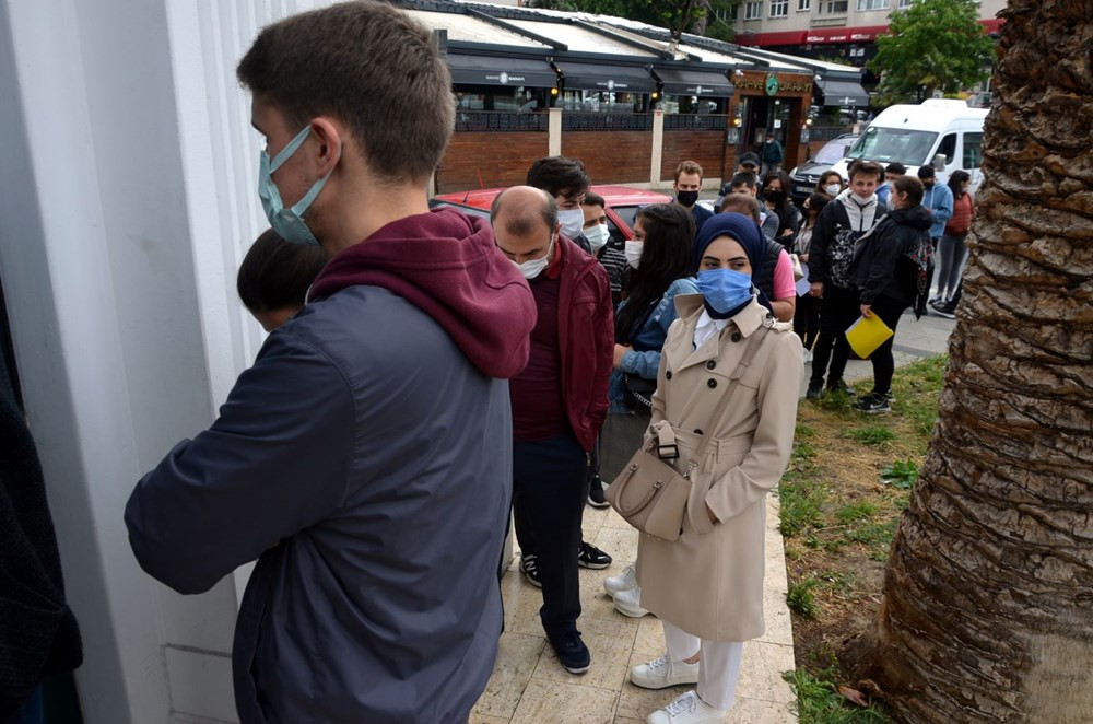 İstanbul'da evlenmek için kuyruğa girdiler