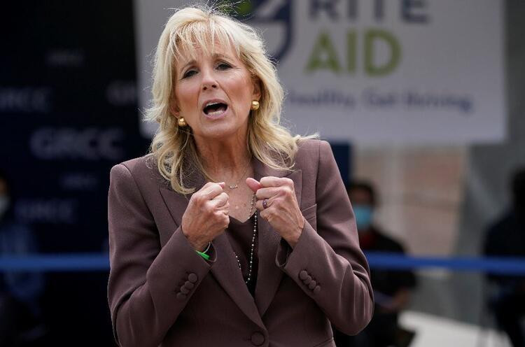 jill Biden'ın paylaşımı tartışmanın fitilini ateşledi