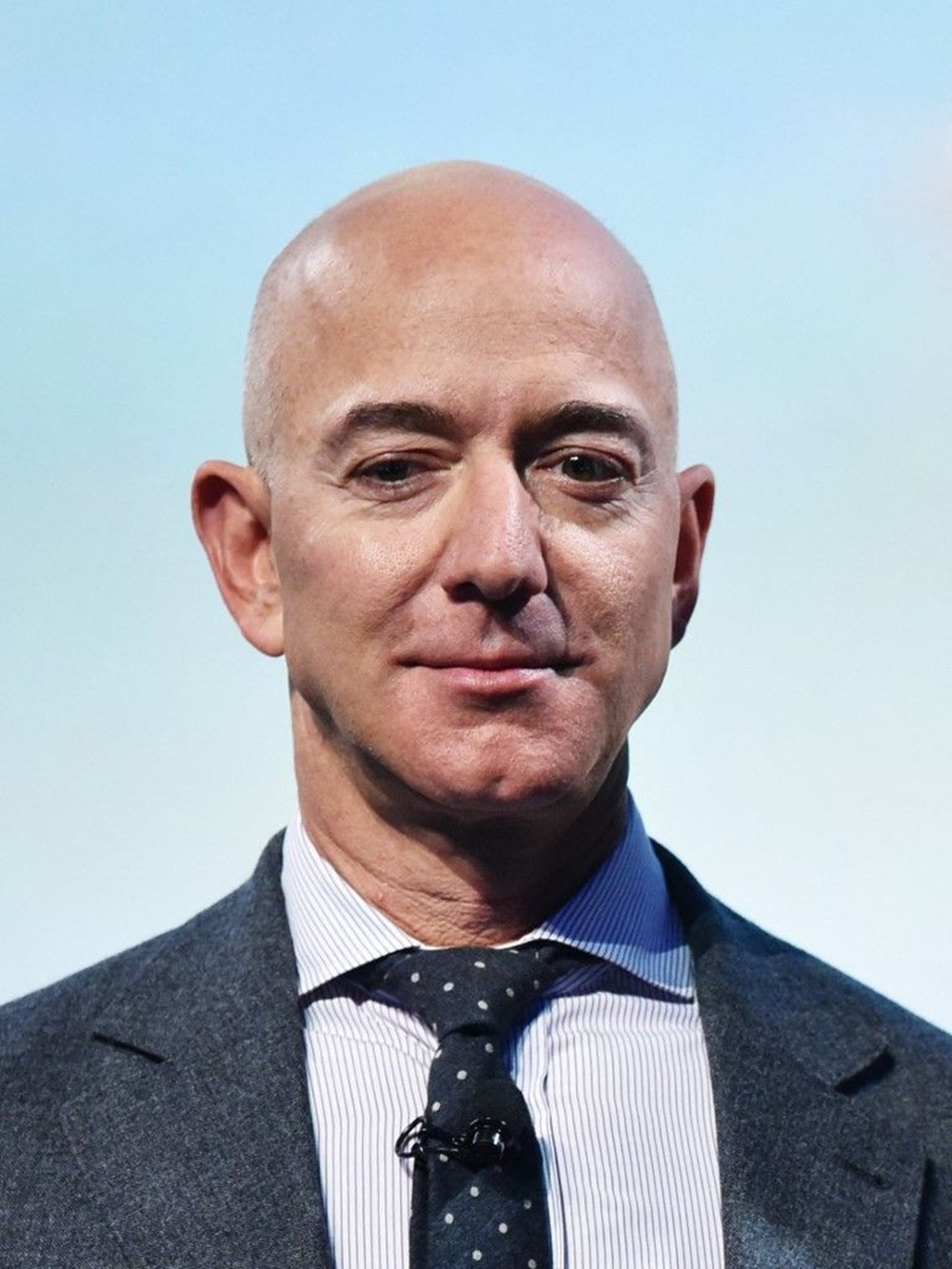 Bezos'un Dünya’ya dönmesini engellemek için imza kampanyası başlatıldı