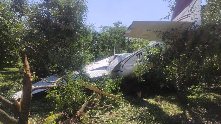 Bursa'da eğitim uçağı zorunlu iniş yaptı