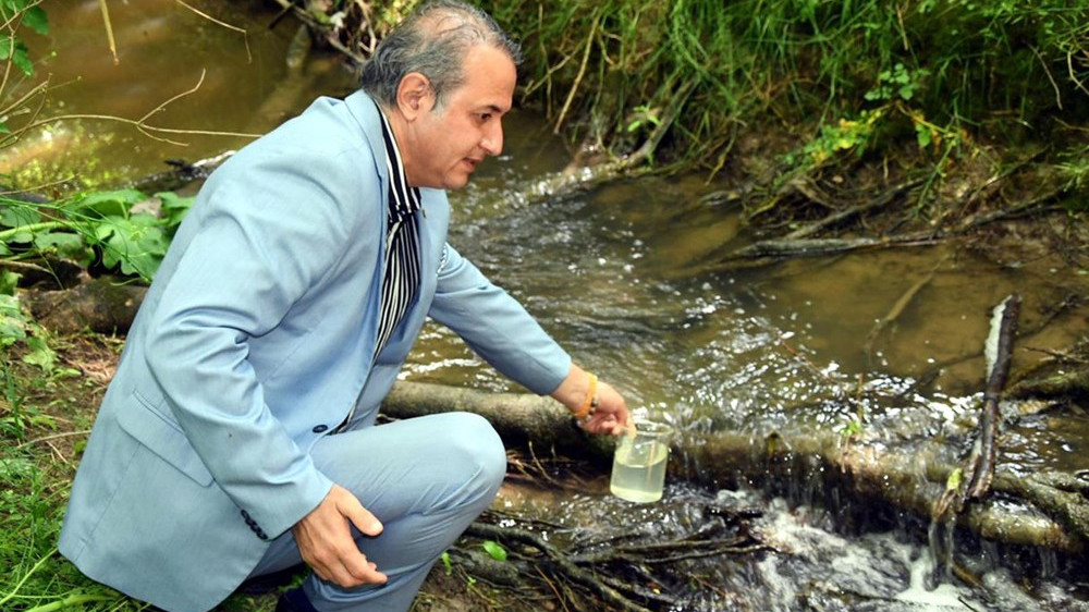 Nehir değil zehir! Berrak su bu hale geliyor