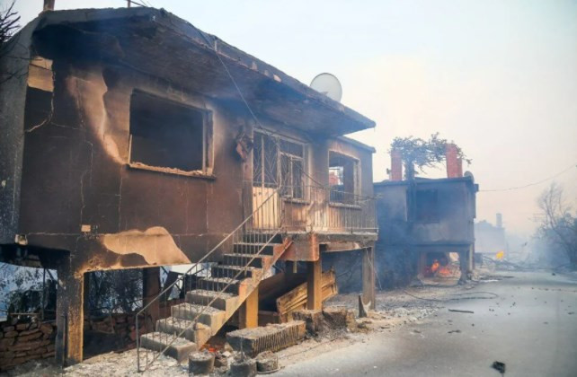 Manavgat'ta yangın felaketi! 3 kişi hayatını kaybetti