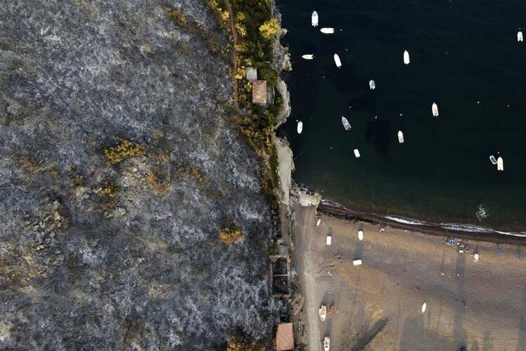 Yeryüzünde cehennem: 25'i asker onlarca ölü... Binlerce tahliye!