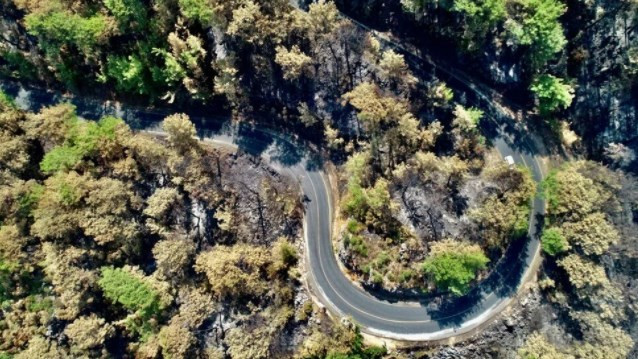 Marmaris'te yanan alanlar havadan görüntülendi