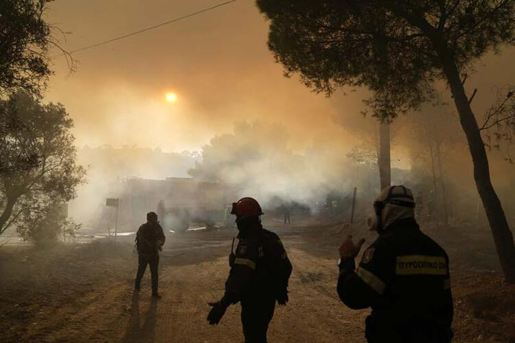 Başkent yakınlarına ulaştı... Ülkede alarm!