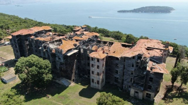 Büyükada Rum Yetimhanesi 57 yıl sonra ayağa kaldırılacak