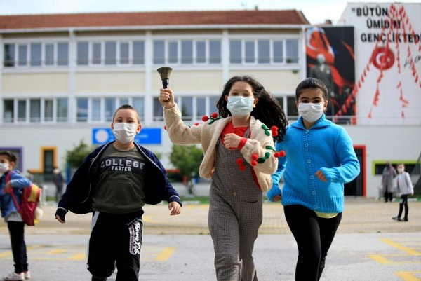 Yüz yüze eğitim: İlk 10 gündeki tablo endişe yarattı!