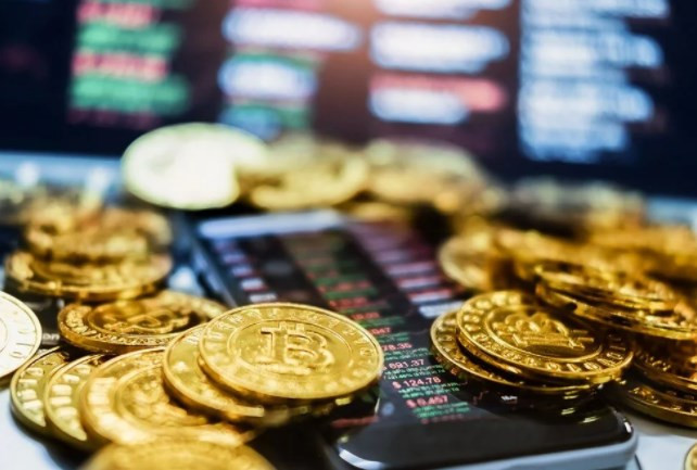 Bitcoin işlemlerinin her biri iki iPhone’u çöpe atmakla aynı