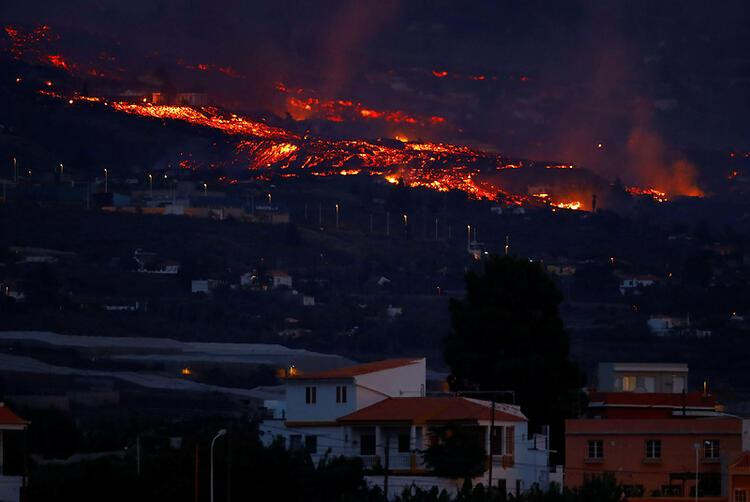 Yeryüzündeki cehenneme döndü! Patlama sonrası 22 bin deprem kaydedildi