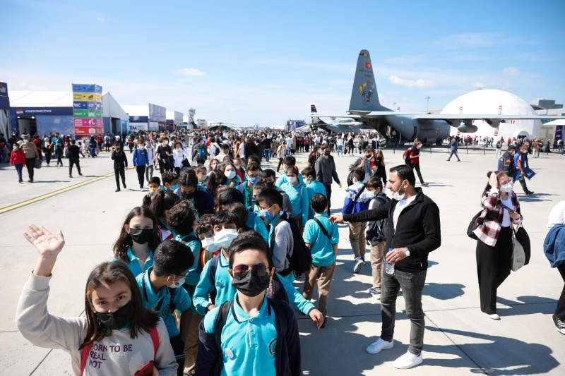 TEKNOFEST'tin dördüncü gününde 'Milli Kanatlar' havalandı