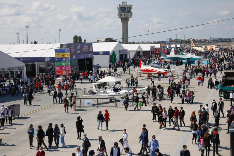 TEKNOFEST'tin dördüncü gününde 'Milli Kanatlar' havalandı