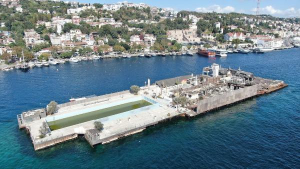 İstanbul Boğazı'nın ortasında moloz yığını!