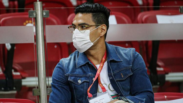 Falcao'dan dikkat çeken sözler! 'İnsanlara yalan söylüyorlar'