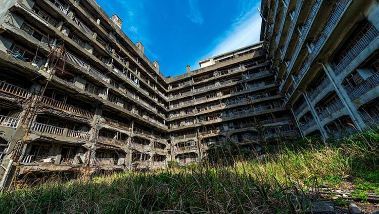 Hiçbir insanın yaşamadığı beton ada Hashima