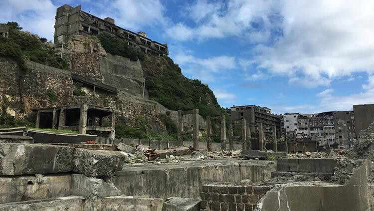 Hiçbir insanın yaşamadığı beton ada Hashima