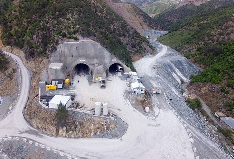 Avrupa'nın en uzunu olacak: ‘Zigana Tüneli Işık Görme’ töreni yarın!