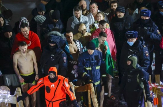 Rusya'da Ortodoksların Epifani Bayramı törenle kutlandı