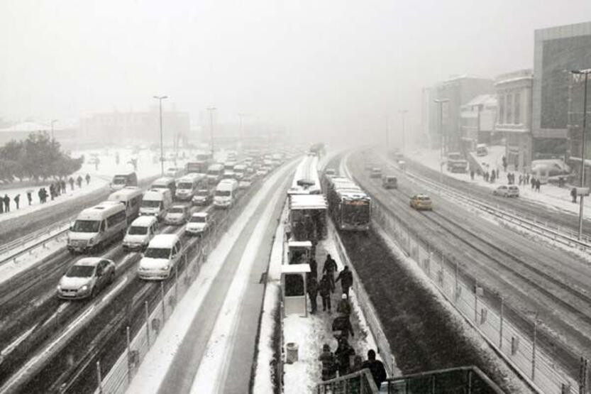 İstanbul için kar uyarısı: Cuma akşamından gelecek...