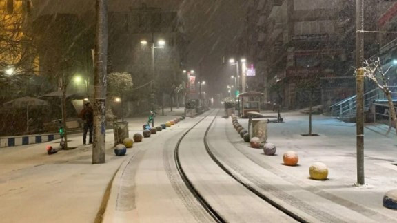 İstanbul'da İzlanda kışı: Kar yağışı etkili oluyor