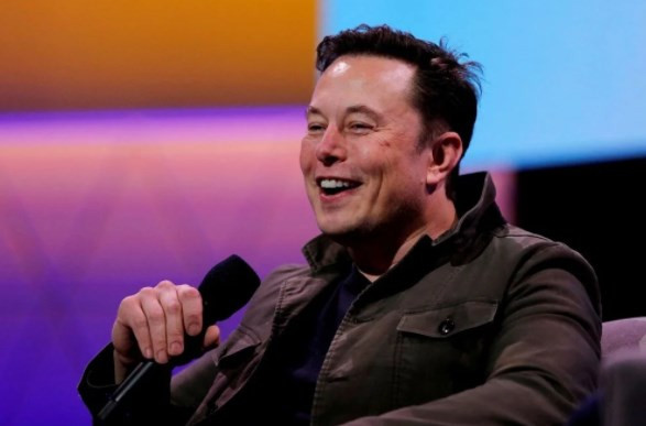 Elon Musk'ın roketi kontrolden çıktı: Ay'a çarpacağı tarih açıklandı