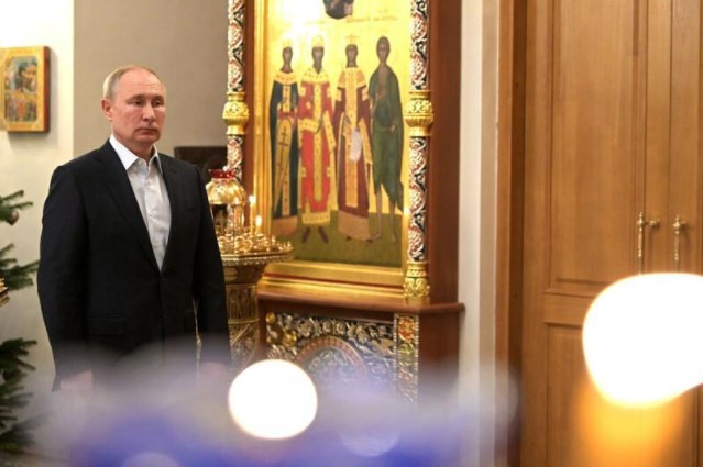 Putin, Ortodoksların Noel'ini kutladı