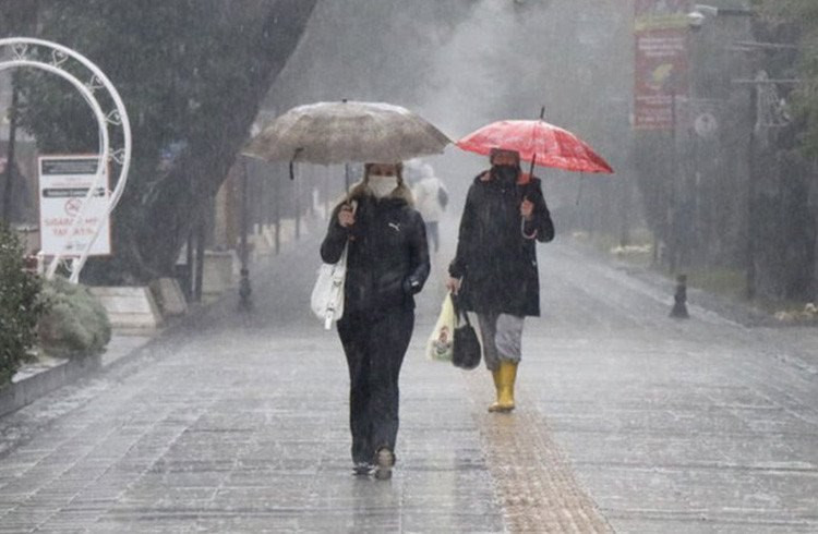 Meteoroloji uyardı: Sıcaklıklar düşüyor, yağışlı hava geliyor