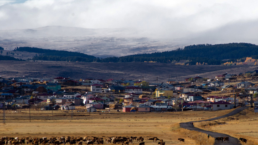 Artvin ve Kars buz kesti!