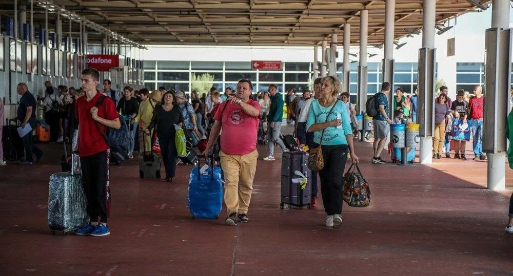 Rusya'da savaştan kaçış: Antalya'da apartlar da doldu!