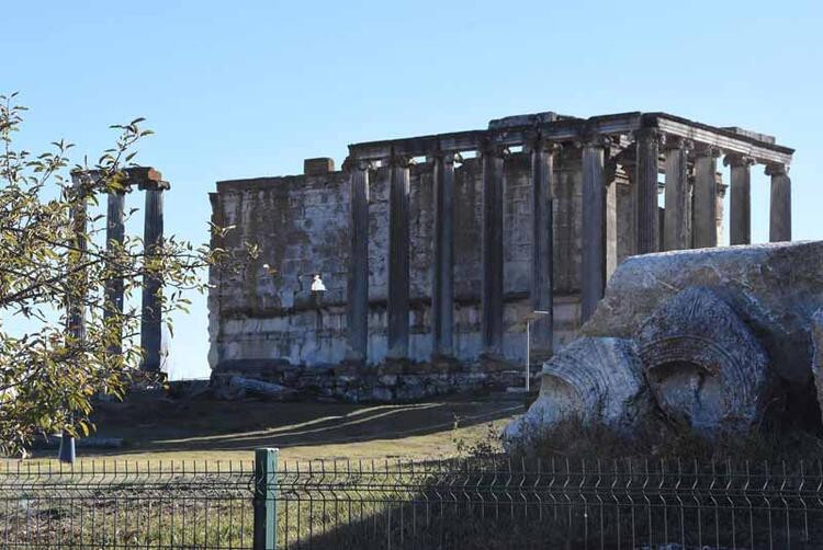 Aizanoi Antik Kenti’nde 2 bin yıllık keşif