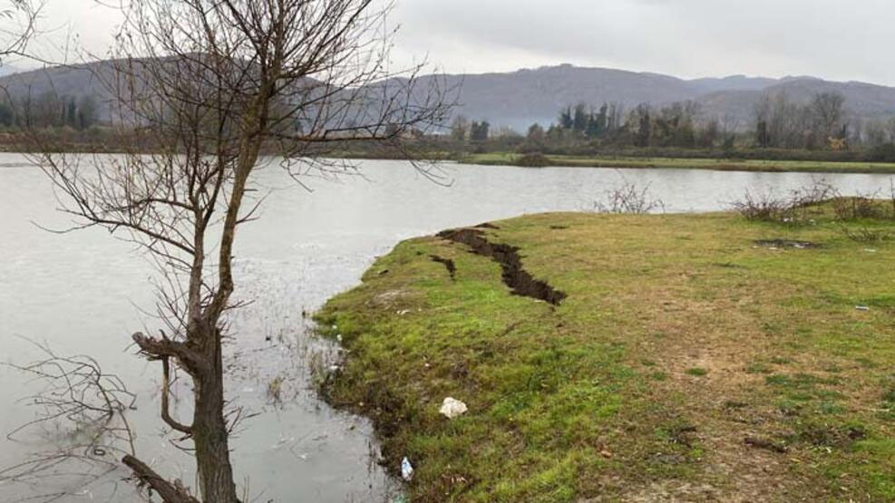 Düzce depreminin ardından endişelendiren görüntü!