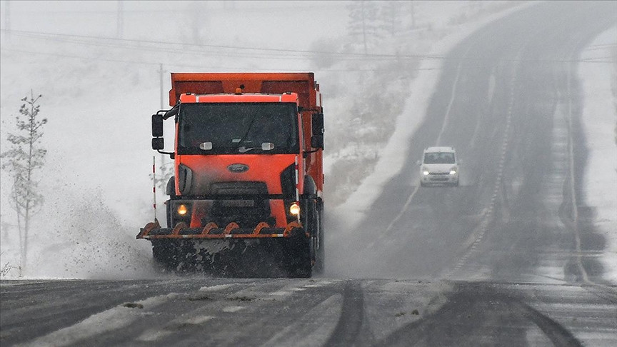 Kars ve Ardahan beyaz örtüyle kaplandı