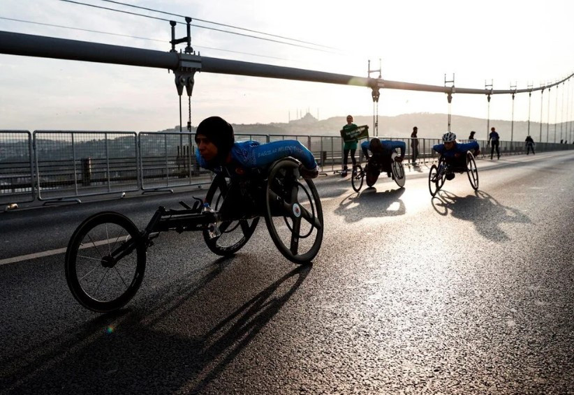 44. İstanbul Maratonu'ndan ilginç kareler