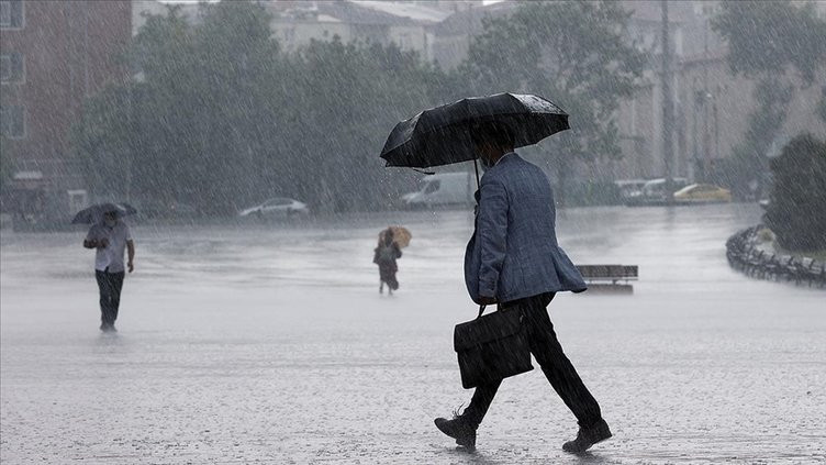 Meteoroloji'den kuvvetli sağanak ve kar uyarısı!