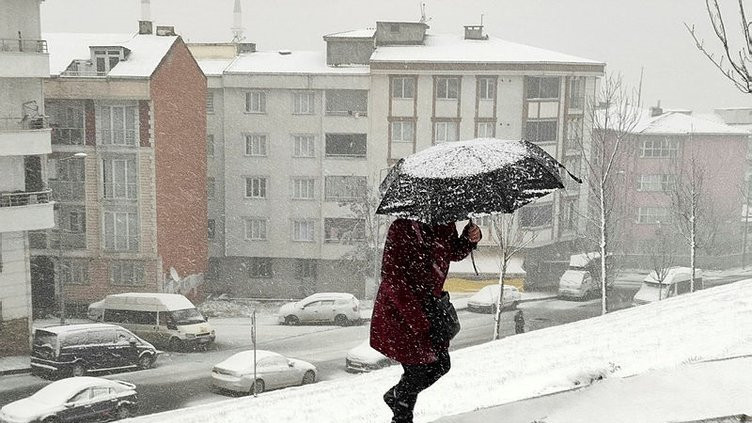 Meteoroloji'den kuvvetli sağanak ve kar uyarısı!