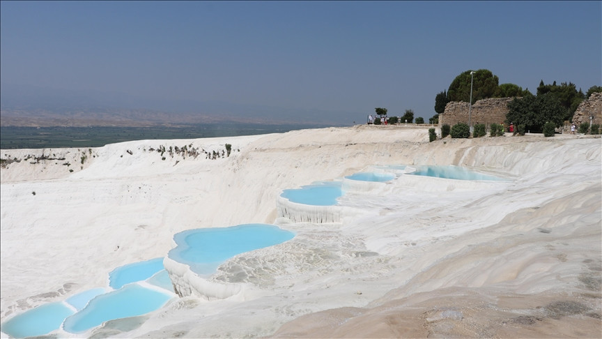 Pamukkale travertenleri jeopark alanı olacak