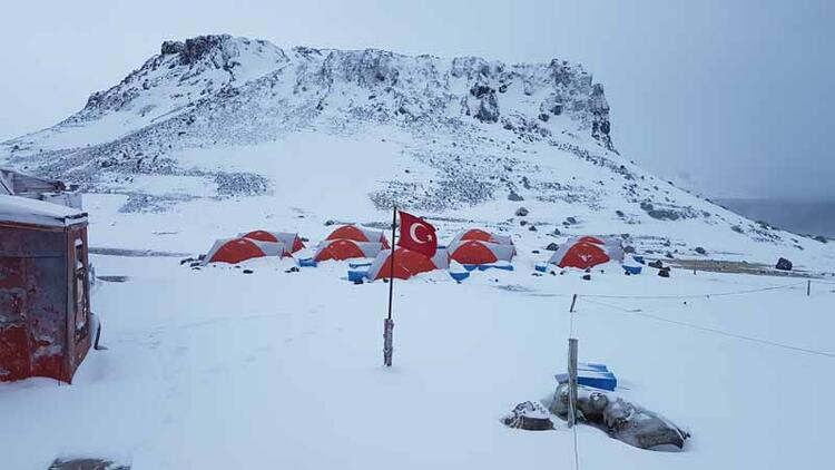 Antarktika'ya kadar ulaştı: Mikroplastik tehlikesi!