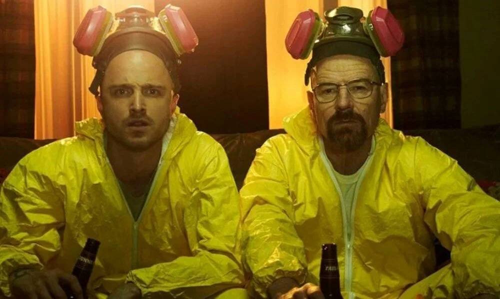 Breaking Bad'in yıldızı soyadını değiştirdi!