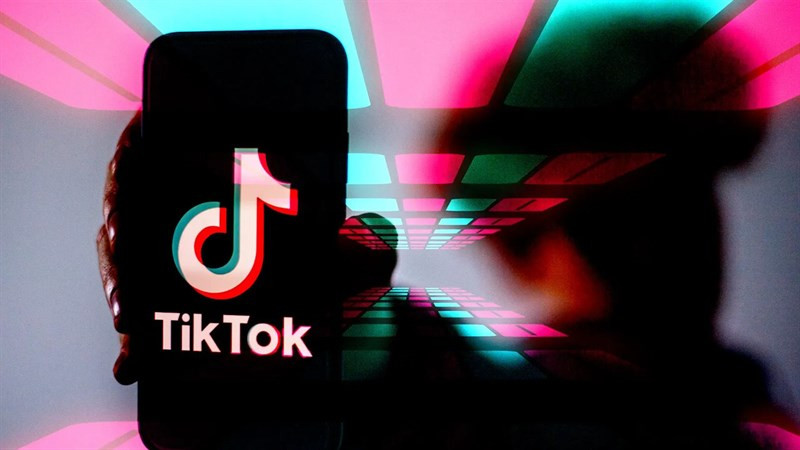 Skandal! TikTok iki gazeteciyi yasa dışı takip etti