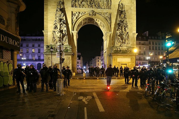 Paris'te ölenler PKK'lı çıktı