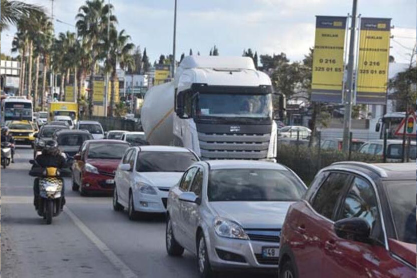 Binlerce araç giriş yaptı: Bodrum'da yılbaşı hareketliliği!