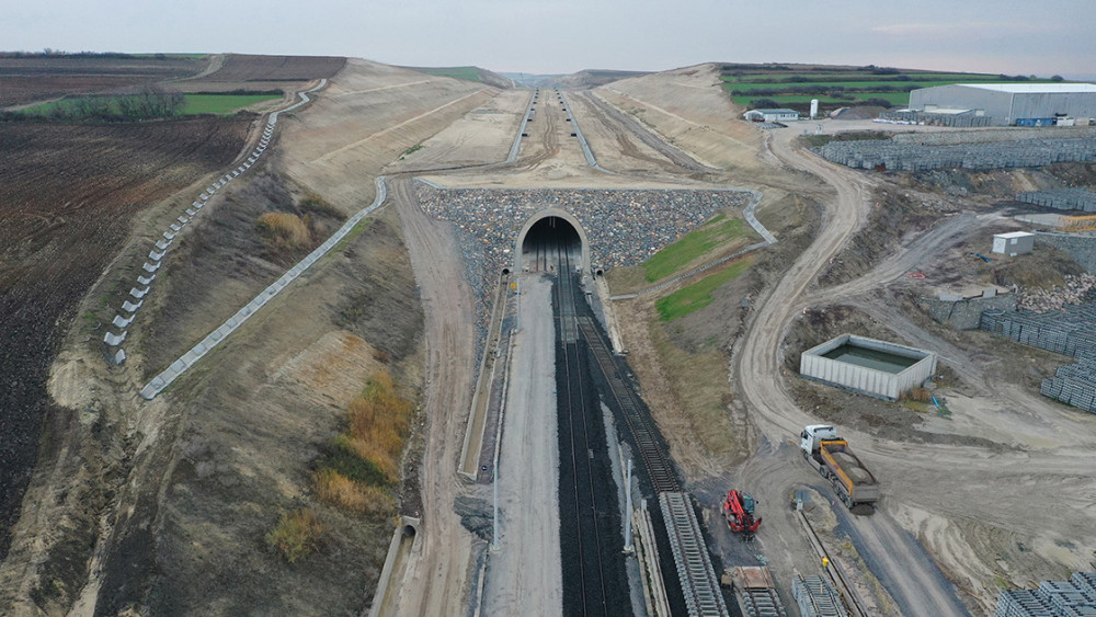 Hızlı tren iki kentin seyahat süresini 4 saatten 1.5 saate düşürecek!