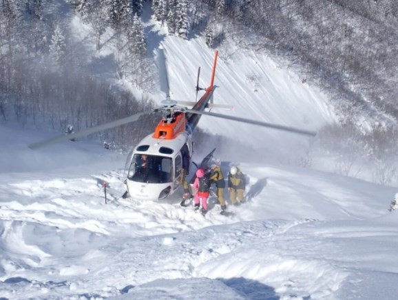 Kaçkar Dağları'nda 'heliski' heyecanı sürüyor